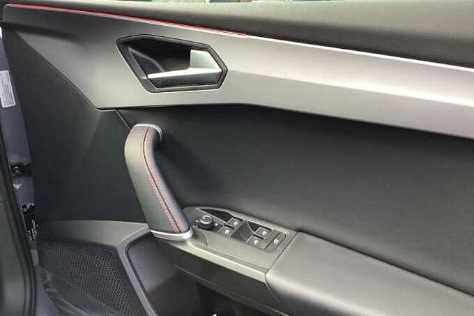 SEAT Leon 1.5 eTSI MHEV FR Sport Hatchback 5dr Petrol Hybrid DSG Euro 6 (s/s) (150 ps)