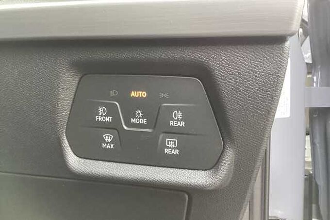 SEAT Leon 1.5 eTSI MHEV FR Sport Hatchback 5dr Petrol Hybrid DSG Euro 6 (s/s) (150 ps)