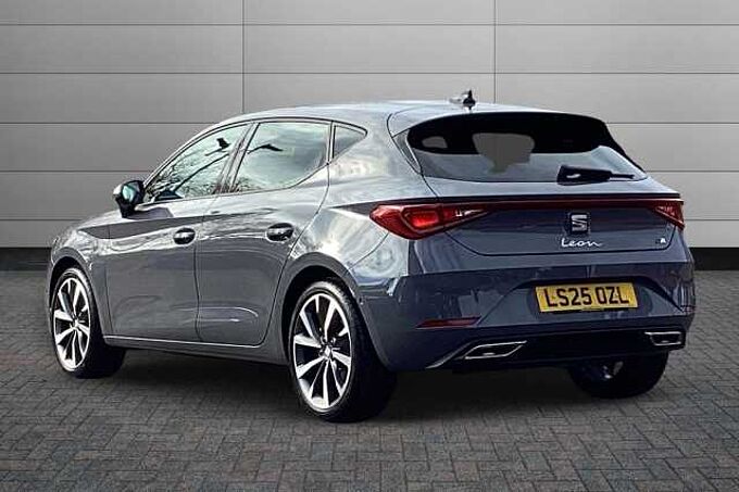 SEAT Leon 1.5 eTSI MHEV FR Sport Hatchback 5dr Petrol Hybrid DSG Euro 6 (s/s) (150 ps)