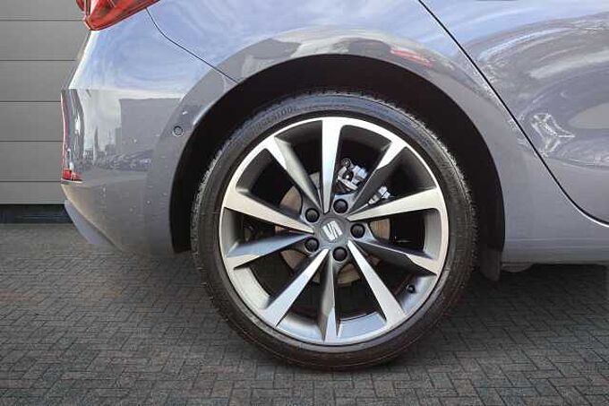 SEAT Leon 1.5 eTSI MHEV FR Sport Hatchback 5dr Petrol Hybrid DSG Euro 6 (s/s) (150 ps)