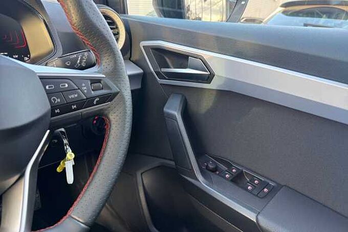 SEAT Arona 1.0 TSI FR SUV 5dr Petrol DSG Euro 6 (s/s) (115 ps)